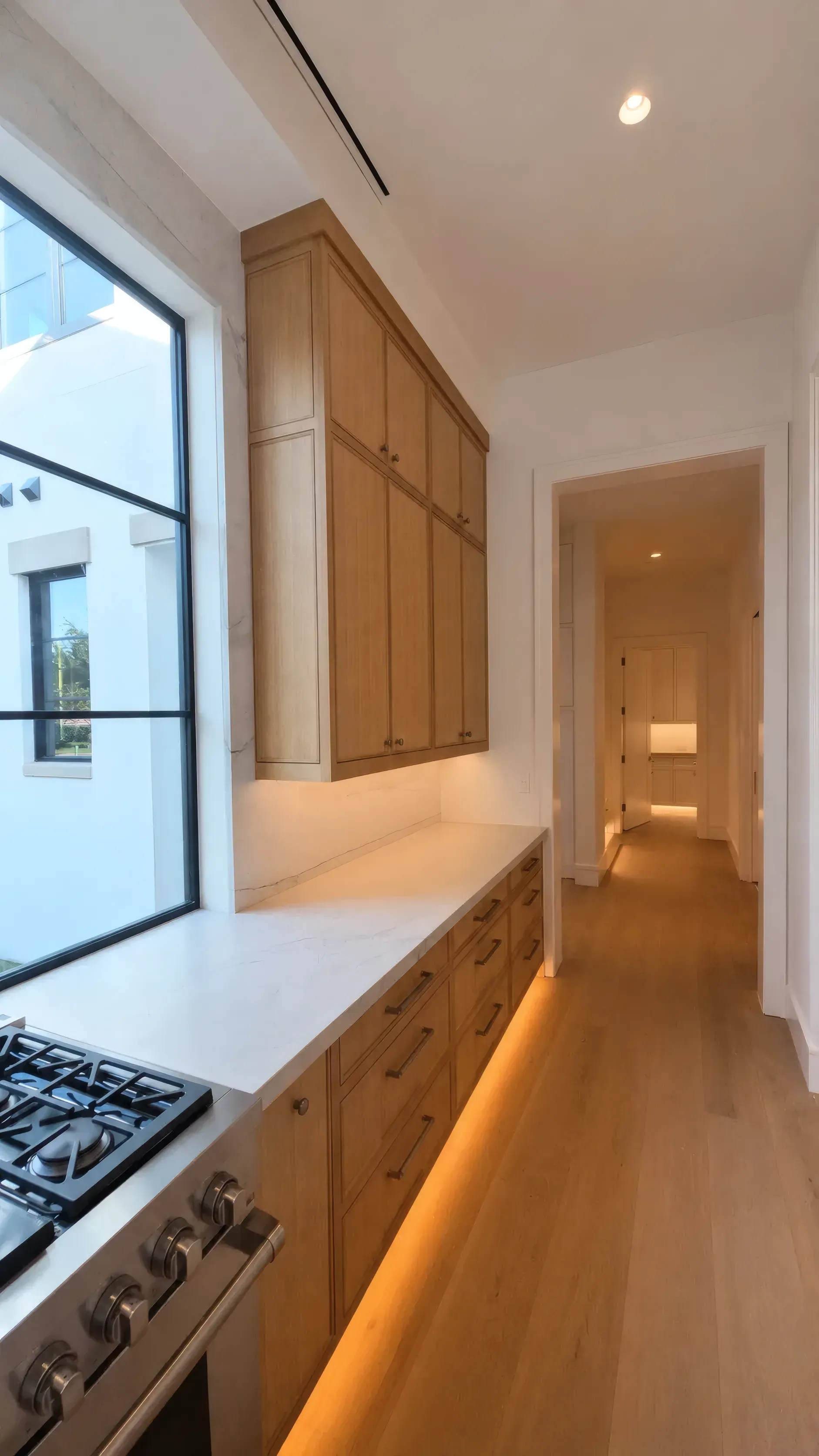 White Oak & Marble Kitchen, view 5