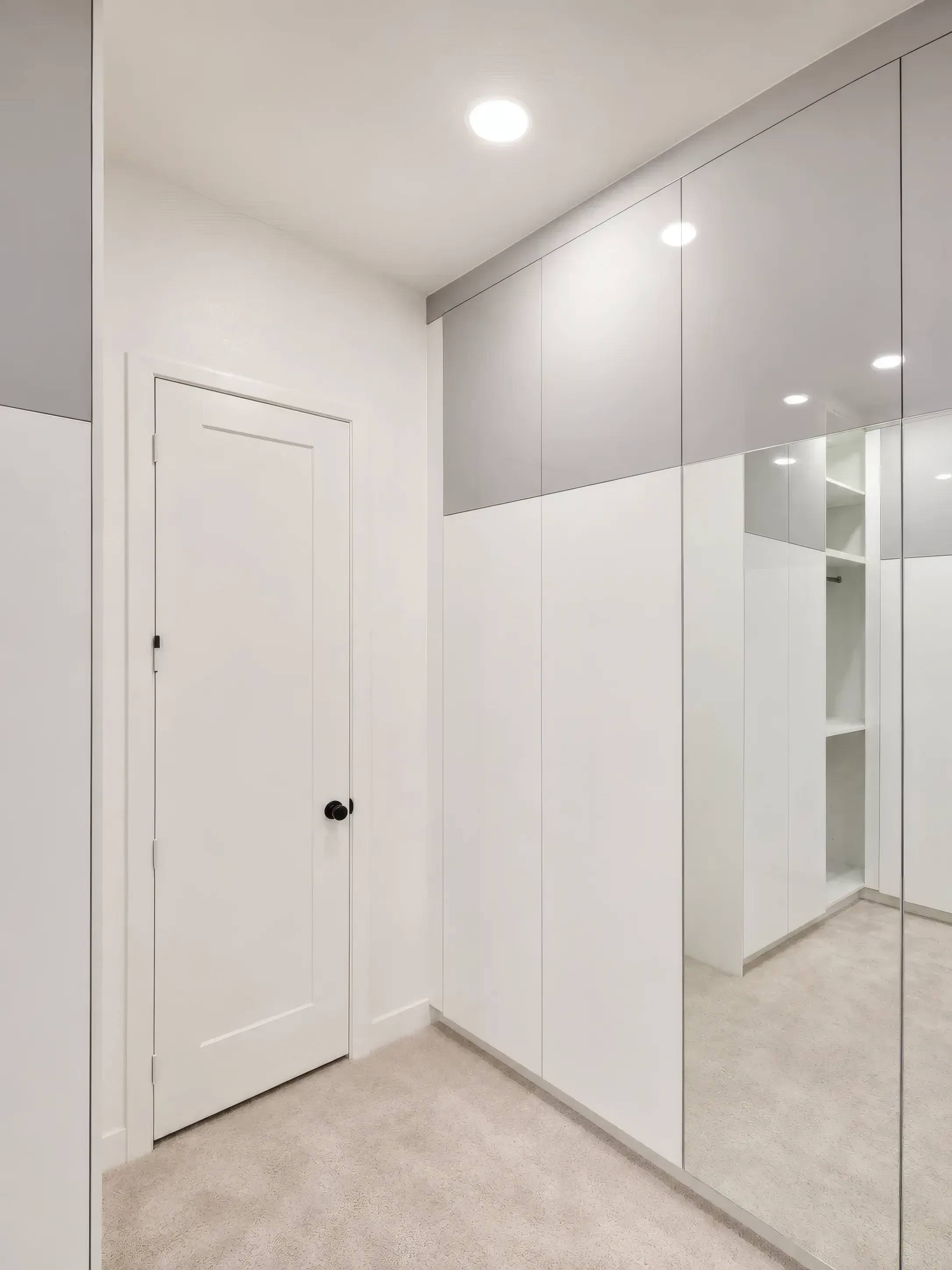 Modern High-Gloss Walk-In Closet, view 3
